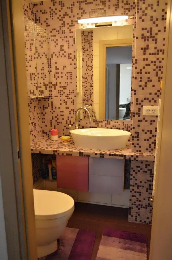 Apartament Apartament Confort Panu Bukareszt Zewnętrze zdjęcie